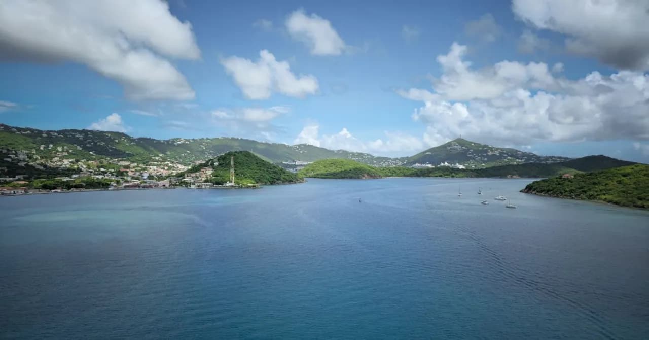 Saint Barthelemy — seyahat eSIM paketlerine ve yerel veri kapsamına göz atın