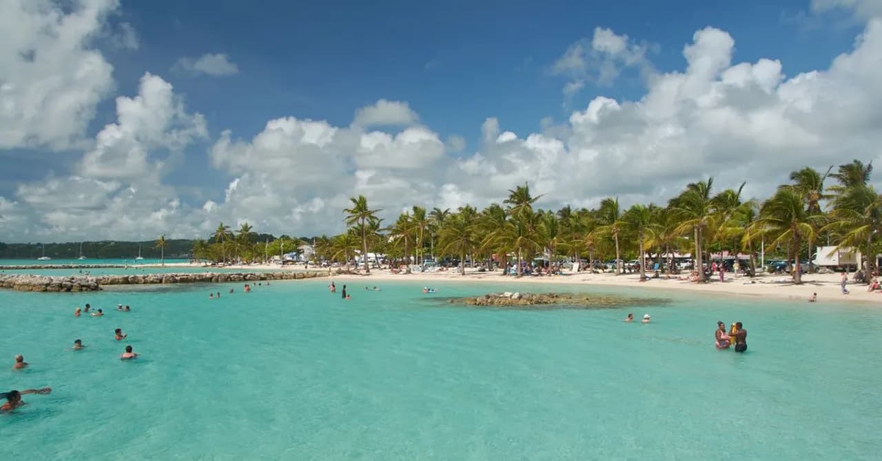 Reisgids Amerika: Beste eSIM voor Guadeloupe: dekking, prijs en 5G