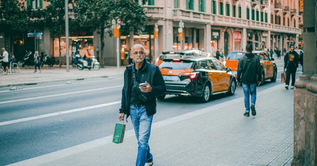 Reisgids Handleiding: Waarom valt mijn eSIM steeds weg? Zo los je het op