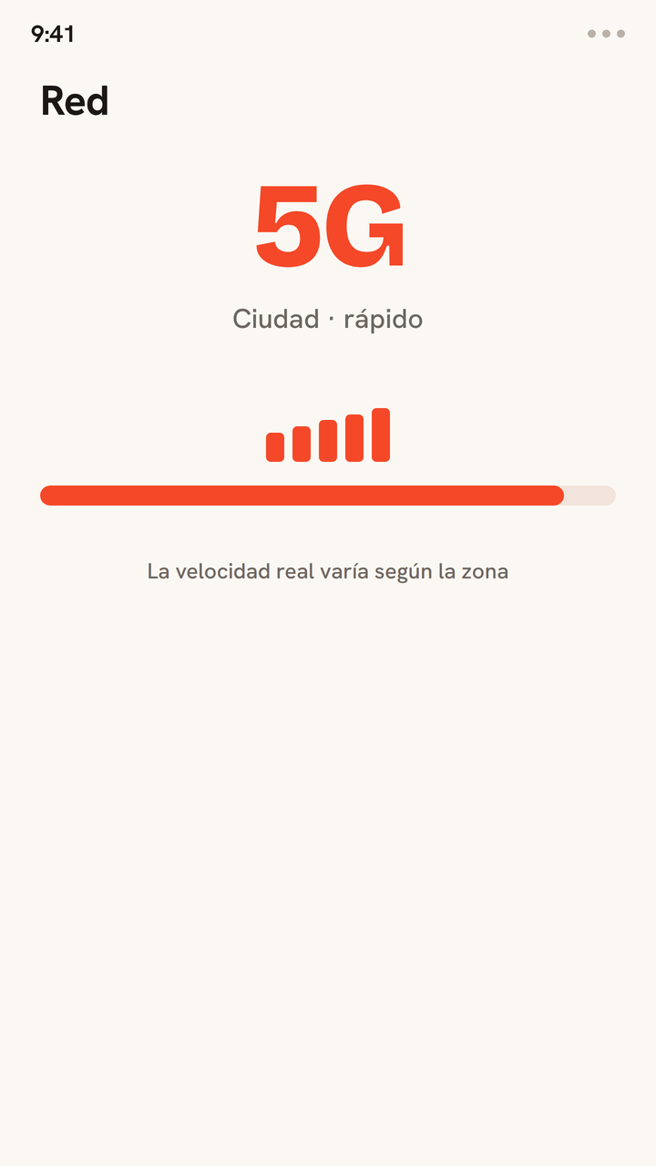 Animación que contrasta la velocidad de red en una eSIM de viaje: 5G completo con barras rápidas en la ciudad, que baja a 4G estable con un medidor de velocidad menor en zonas rurales.