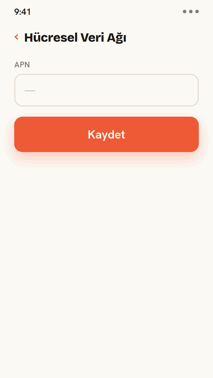 Bir seyahat eSIM'inde APN ayarlamanın animasyonu: APN değerini alana yaz, Kaydet'e dokun; telefon bağlanırken sinyal çubukları belirir.