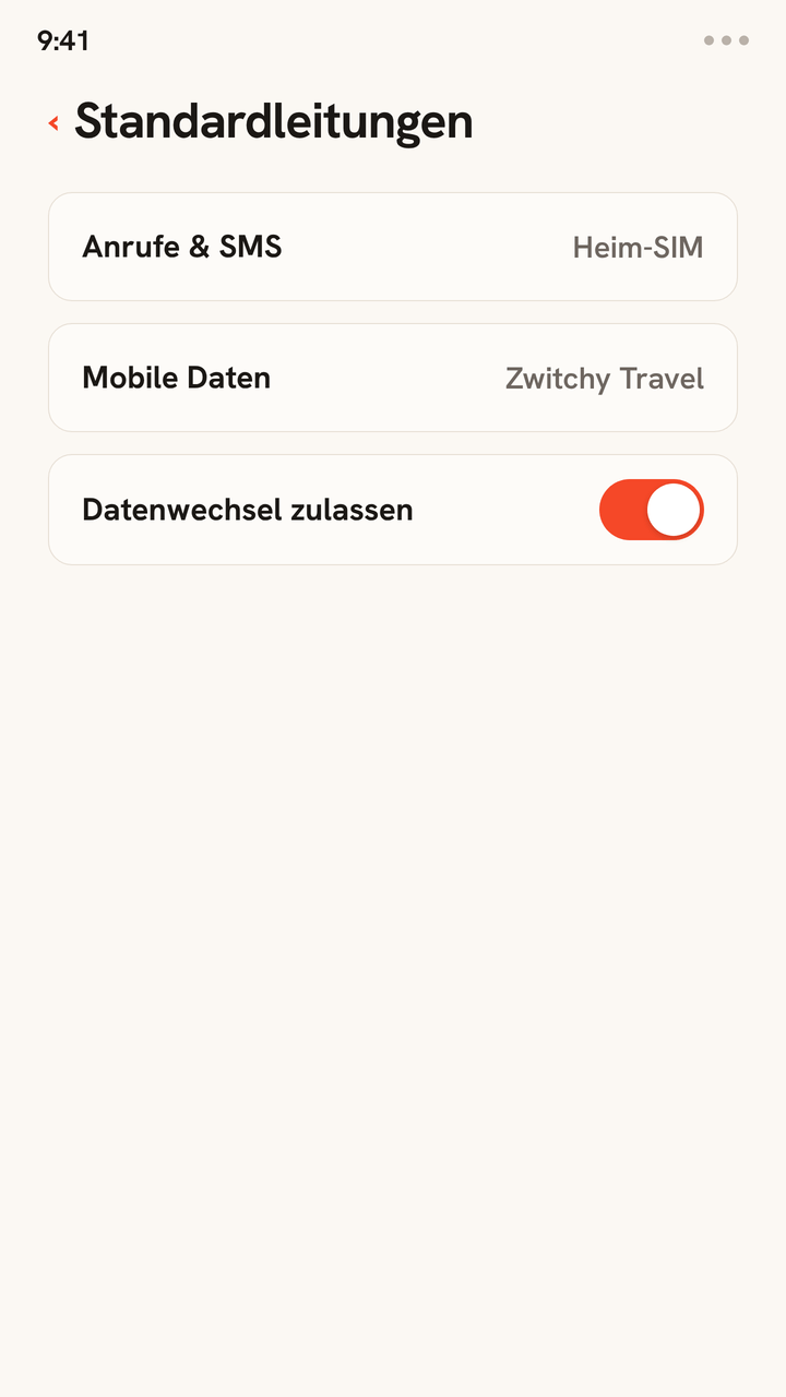 Animation der Dual-SIM-Leitungseinstellungen für die Reise: Anrufe und SMS bleiben auf der Haupt-SIM, die mobilen Daten wechseln auf die Zwitchy-Travel-eSIM und Datenwechsel zulassen wird ausgeschaltet.