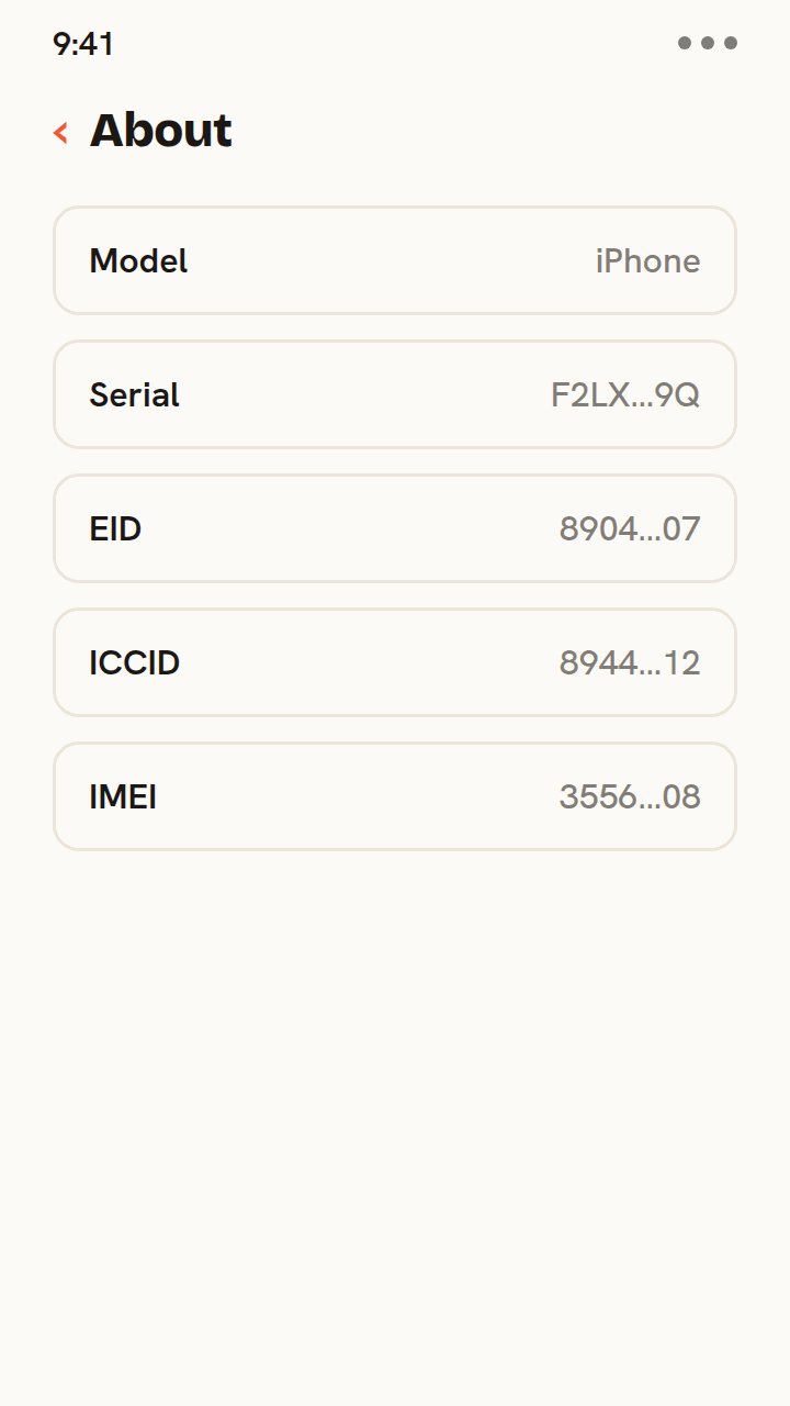iPhone 정보 화면에서 EID 행과 ICCID 행이 차례로 강조되며 복사되는 애니메이션. 휴대폰에서 이 eSIM 식별번호를 어디서 확인하는지 보여줘요.